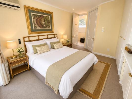 Room image 10