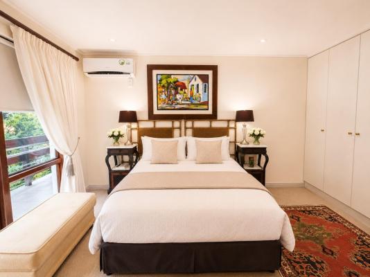 Room image 12
