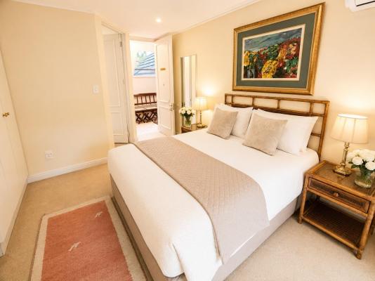 Room image 15