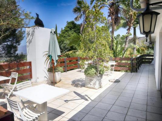 Auberge de Courtrai Guesthouse - 277867