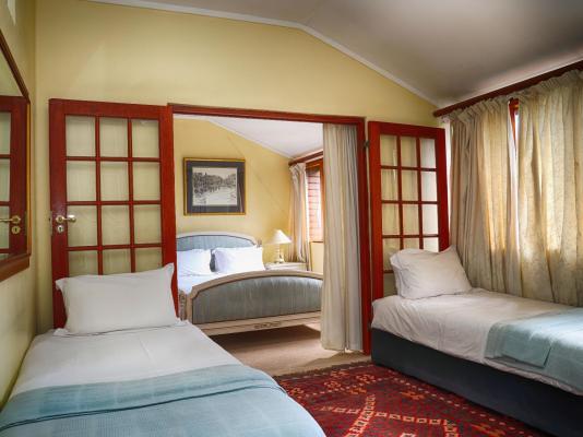 Auberge de Courtrai Guesthouse - 277871