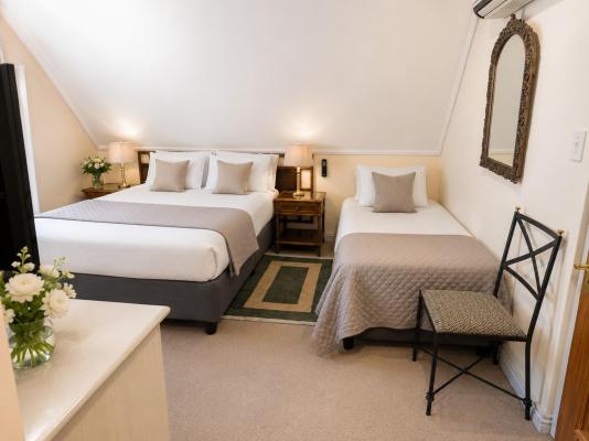 Auberge de Courtrai Guesthouse - 277874