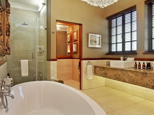 Room image 1