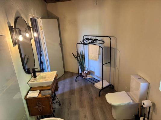 Room image 2