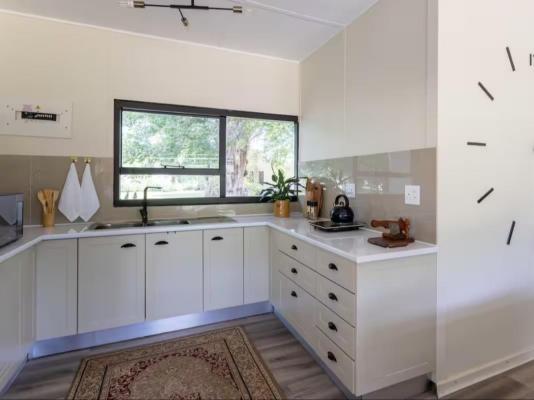 Room image 1