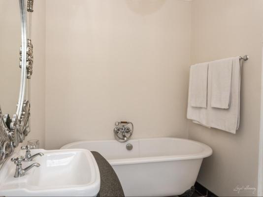 La Riviera Boutique Hotel & Spa - 278205