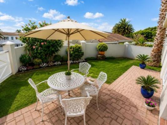St Francis Bay Escapes - Patio