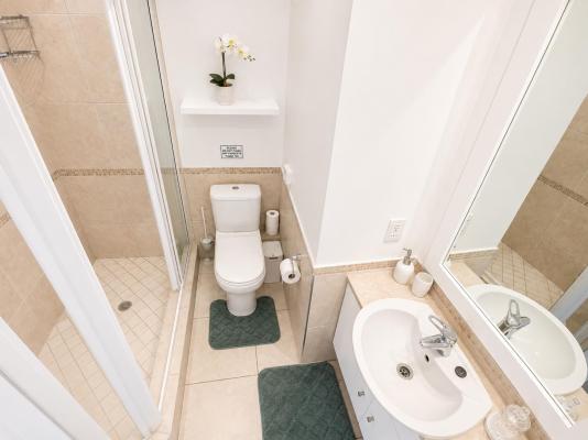 Room image 6