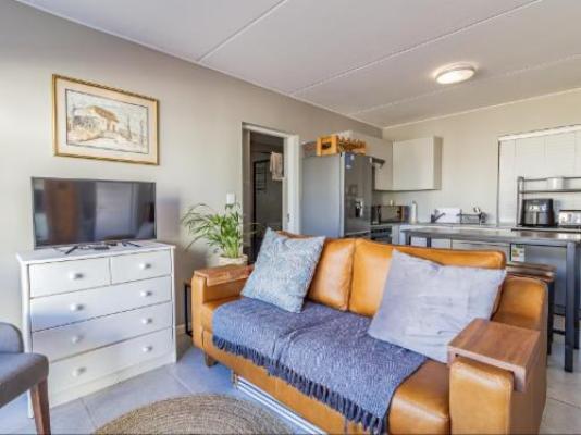 Coastal Arch - Living Room