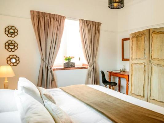 Room image 3