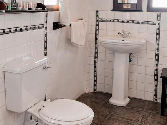 Room image 5