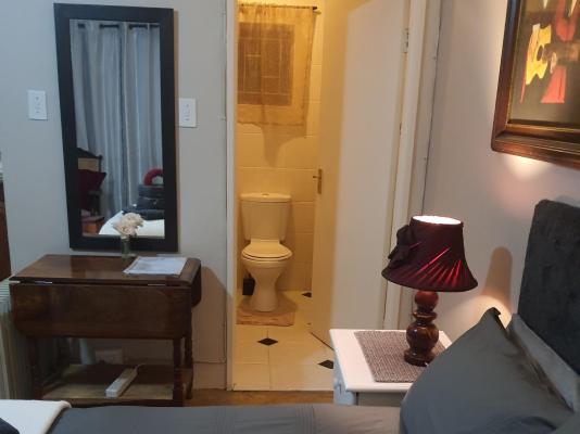 Room image 3