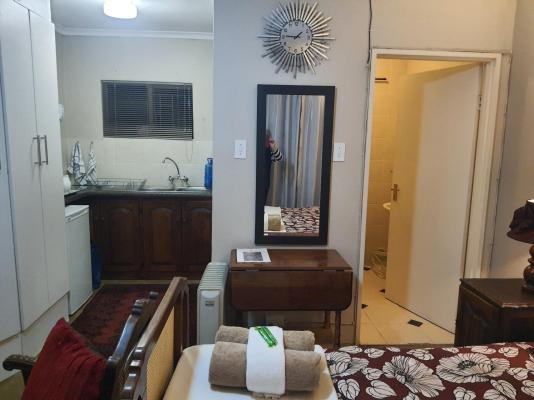 Room image 12