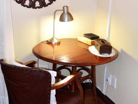 Room image 8