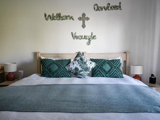 Room image 3