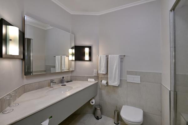 The Centurion Hotel - 278727