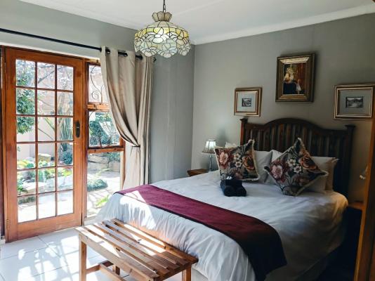 Room image 9
