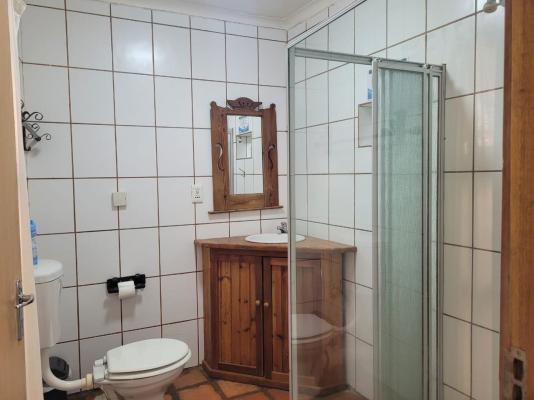 Room image 20