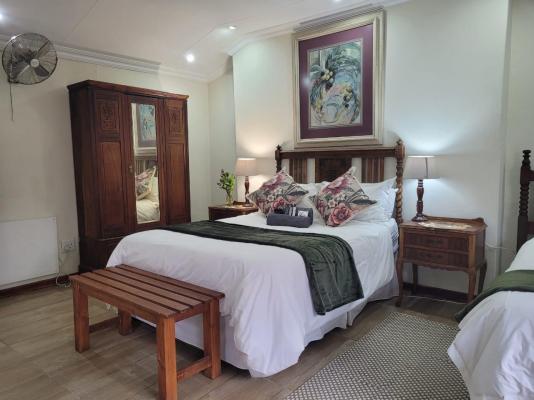 Room image 25
