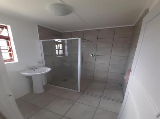 Room image 1