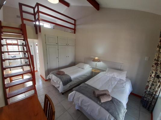 Barons Palace Hotel - 278966