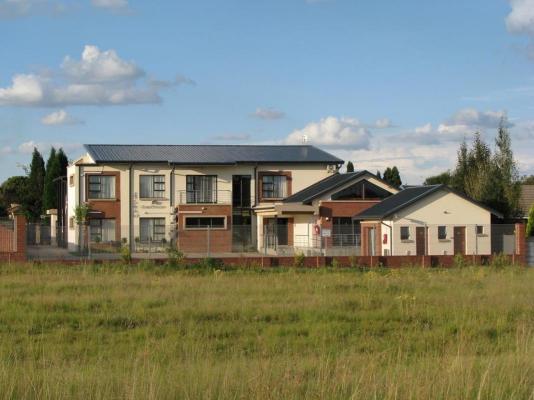 4 Seam Guest House - 279050