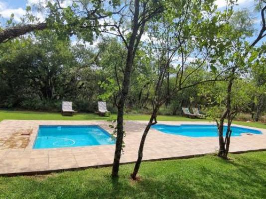 Lords and Ladies Bush Lodge - Swimming pool