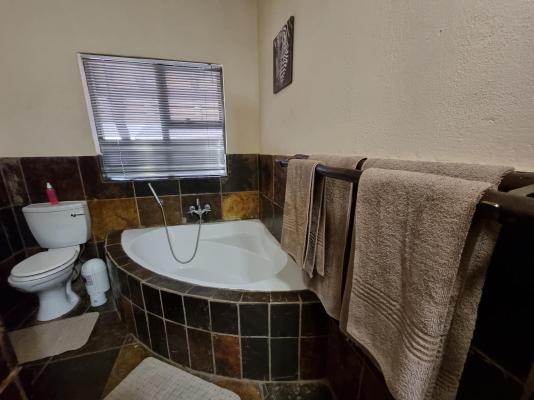 Mabalingwe Game Reserve - 279357