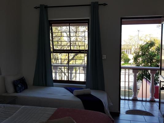 Room image 2