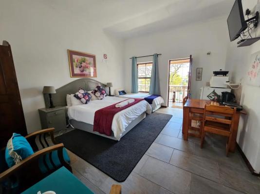 Room image 5