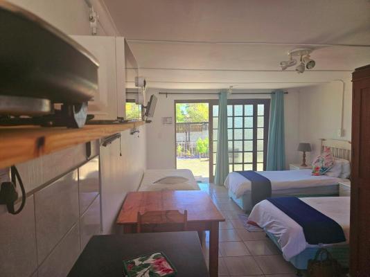 Room image 1