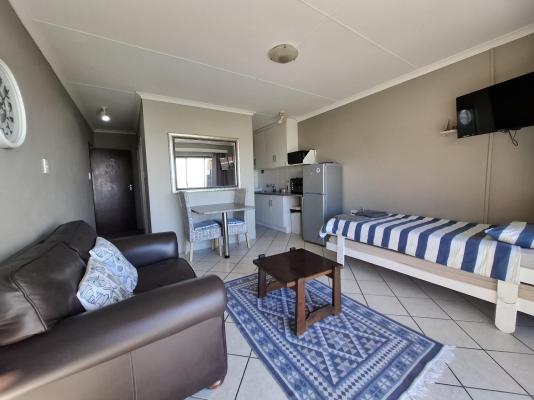 Room image 1