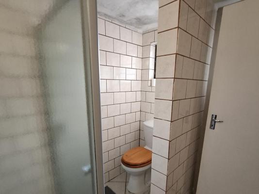 Room image 6