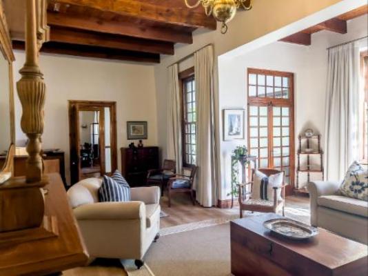 Vendome Wine Estate - Living Room