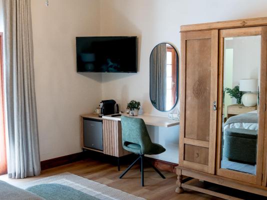 Room image 2