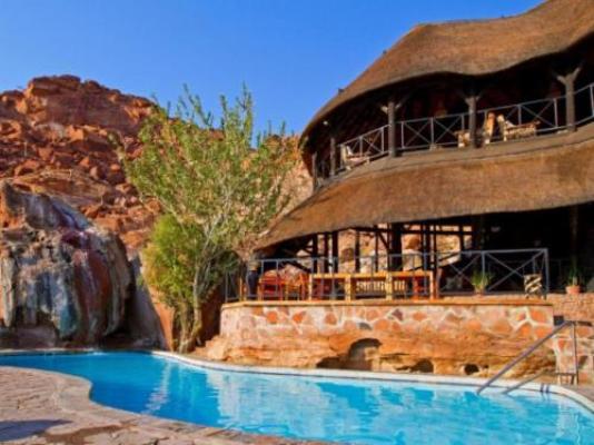 Twyfelfontein Country Lodge - Swimming pool