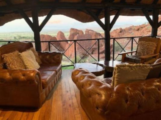 Twyfelfontein Country Lodge - Communal lounge/ TV room
