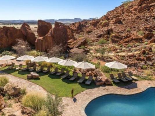 Twyfelfontein Country Lodge - Garden