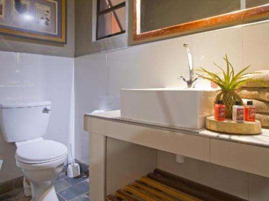 Twyfelfontein Country Lodge - 279789