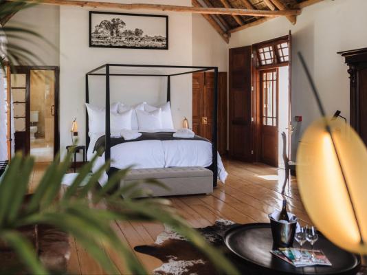 Room image 4