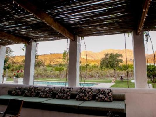 Champagne De Kleijne Bos Pty Ltd - Pool view