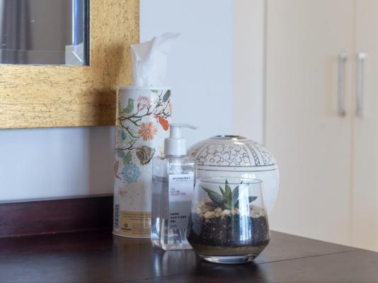 Room image 8