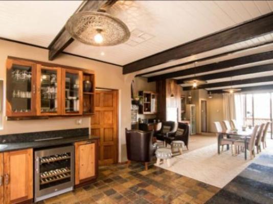 Kishindo Conservation Reserve - Lounge or bar