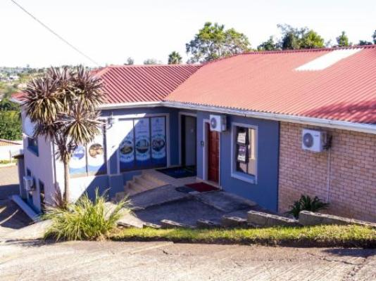 Lillies Guest House - Facade or entrance