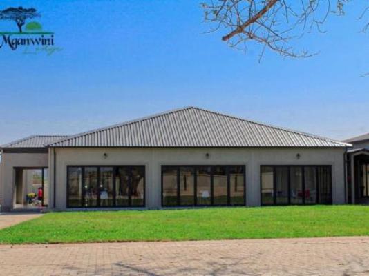 Mganwini Lodge - Property / Building