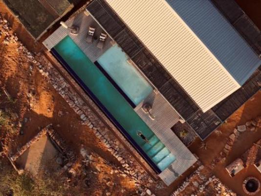 Otjimbondona Kalahari - Property / Building