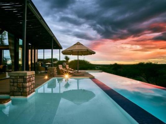 Otjimbondona Kalahari - Swimming pool