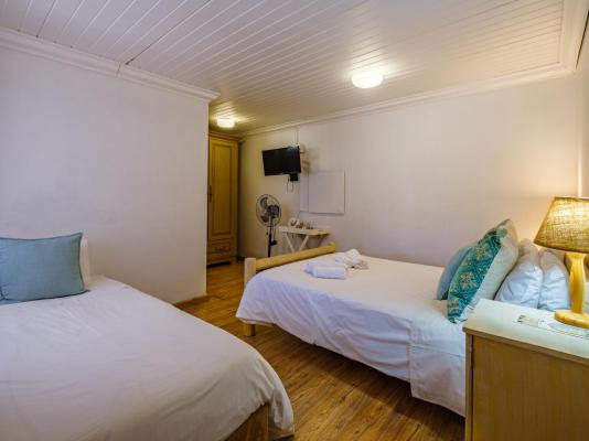 Room image 3