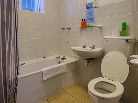 Room image 2