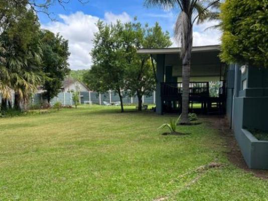 White House Lodge Vryheid - Garden
